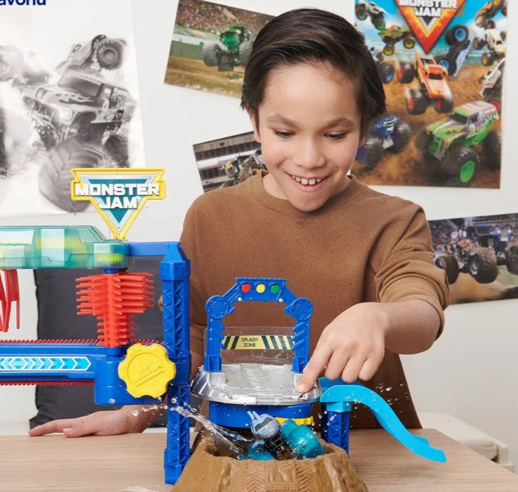 Spalvą keičianti žaislinių mašinų plovykla vaikams