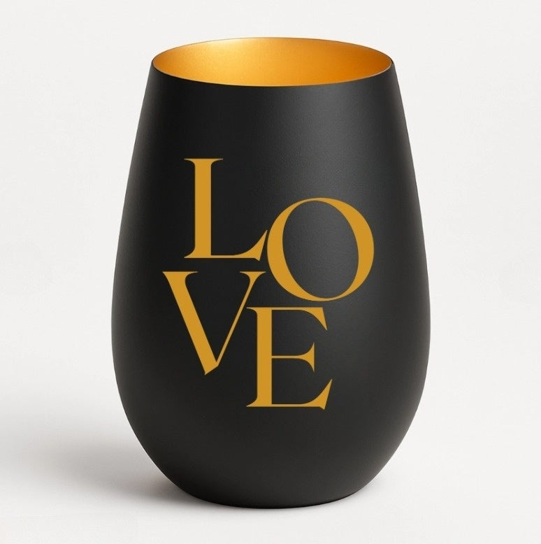 LOVE (meilė) dizaino aromatinė žvakė