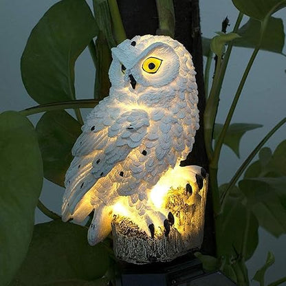 Saulės energija įkraunamas sodo šviestuvas