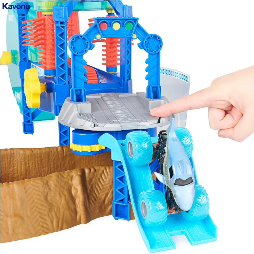 Spalvą keičianti žaislinių mašinų plovykla vaikams